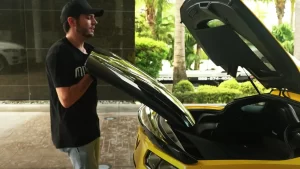 corvette-z06-rental-review-robert-rushing-putting-away-roof-mph-club