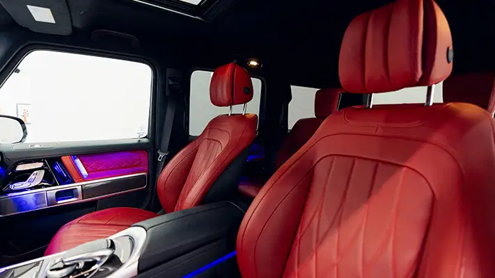 Black on red Mercedes Benz G550 rental interior view turntable mph club