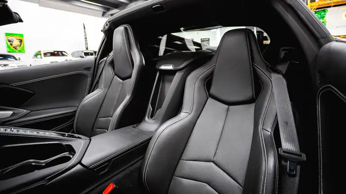 red-on-black-chevrolet-corvette-c8-rental-interior-view-mph-club