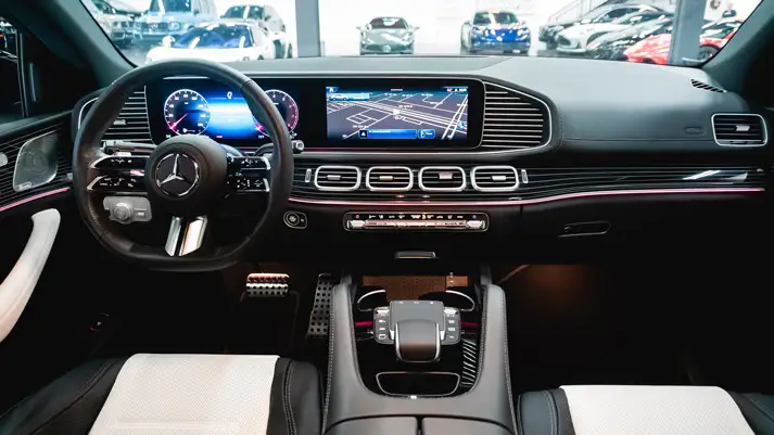 Mercedes Benz GLE 450 rental dashboard view - mph club