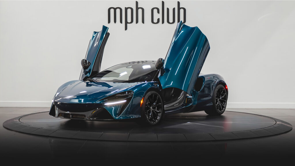 McLaren Artura rental profile view - mph club