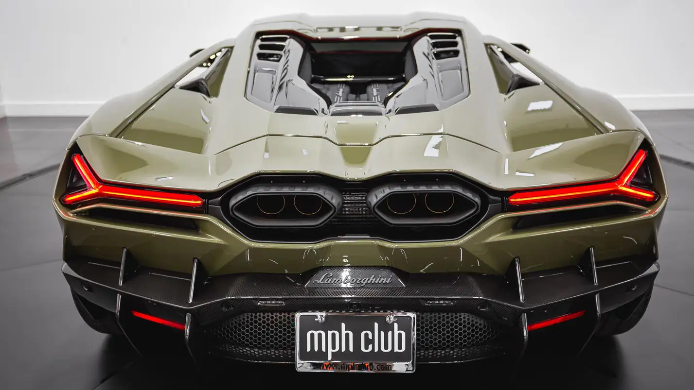 Lamborghini Revuelto: The future of high performance electrified supercars blog - mph club 3