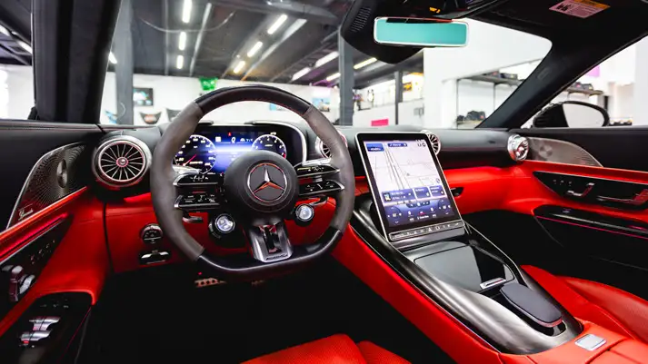 mercedes-benz-sl55-rental-dashboard-view-mph-club