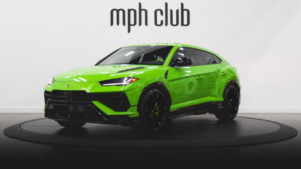 green-on-green-lamborghini-urus-s-rental-profile-view-mph-club